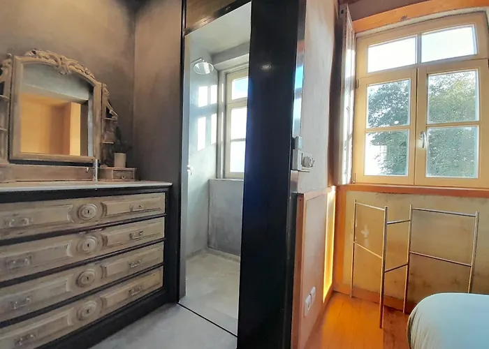 Montebelo Bakery House By The River In 公寓