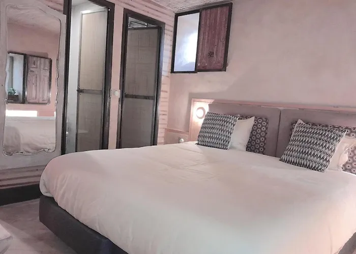 아파트 Montebelo Bakery House By The River In *